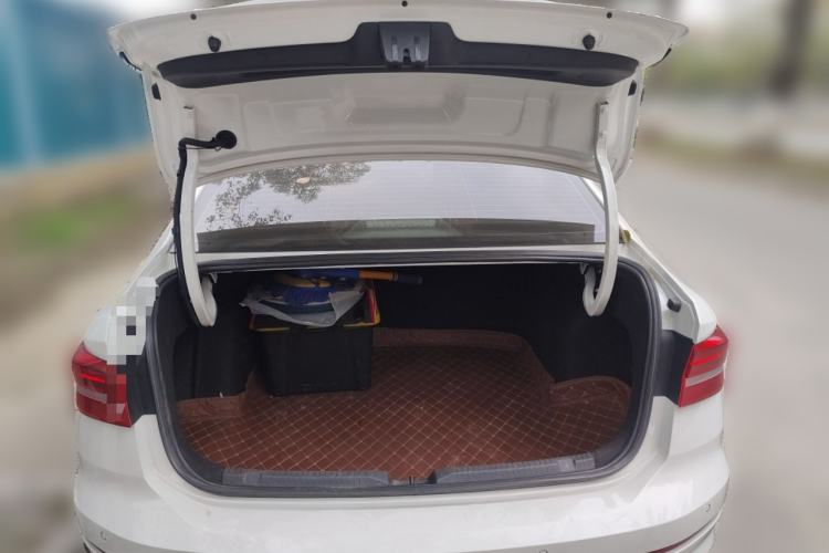 Used Volkswagen Lavida 2019 1.5L Manual Comfort Edition China VI Standard
