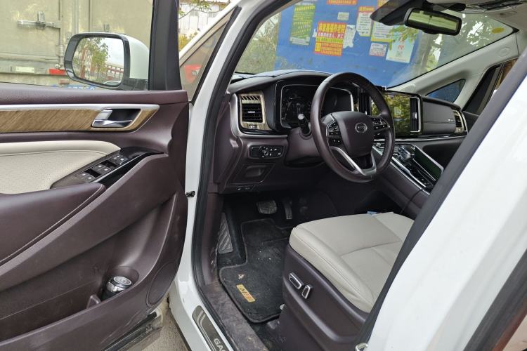 Used GAC Trumpchi M8 2023 Master Series 390T Prestige Edition
