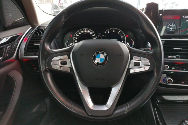 Used BMW X3 2018 xDrive25i Luxury Package China V Steering Wheel