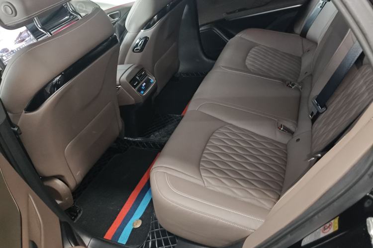 Used BYD Han 2024 EV Glory Edition 506KM Front-Wheel-Drive Premium Model
