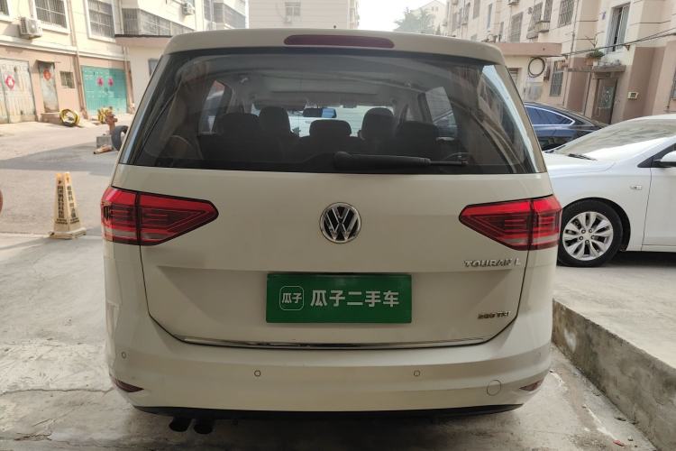 Used Volkswagen Touran 2018 Volkswagen Touran L 280TSI DSG Luxury Edition 7 Seats Rear