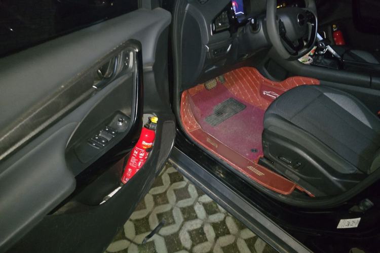 Used Dongfeng Aeolus AX7 2019 1.6T Automatic AI Pioneer Model China V Standard
