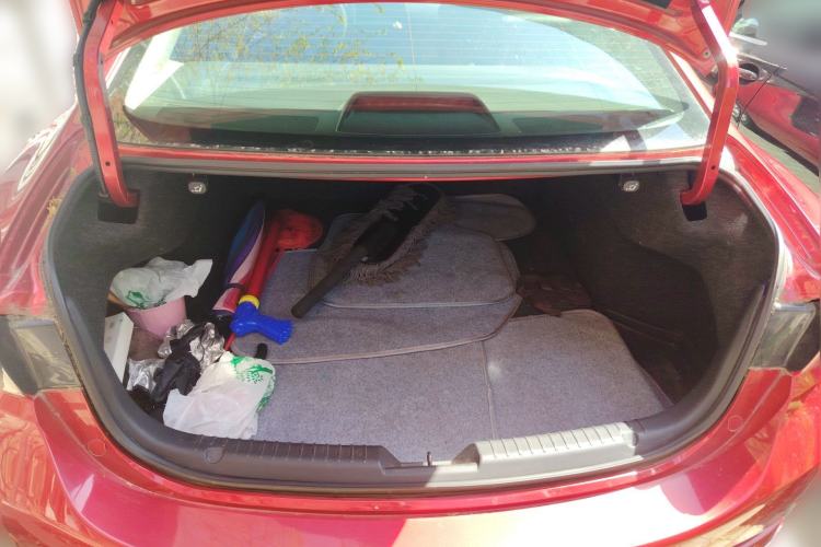 Used Mazda Atenza 2015 2.0L Blue Sky Luxury Edition Trunk