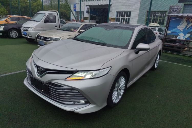 Used Toyota Camry 2019 2.5G Luxury Edition China VI Standard
