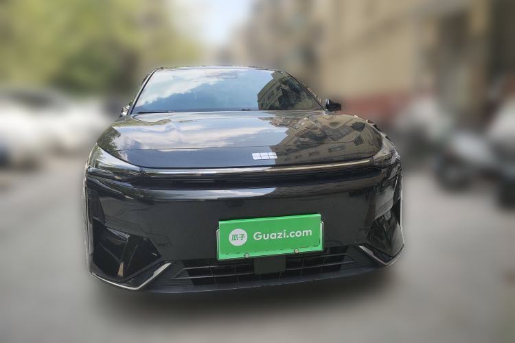 Used Geely Galaxy L6 2024 125km PLUS Dragon Edition
