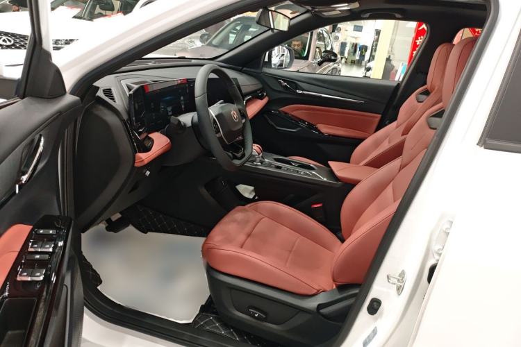 Used CHANGAN X5 PLUS 2026 Model, Second Generation, 1.5T Transcendence PRO
