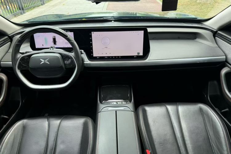 Used XPeng P7 2022 670N+ Interior 2