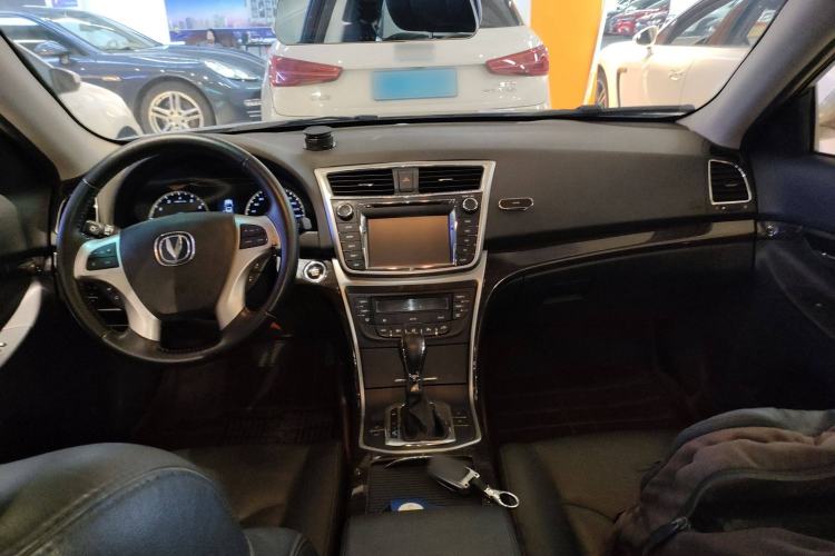 Used Changan Raeton 2013 1.8T Automatic Flagship Model China IV Standard
