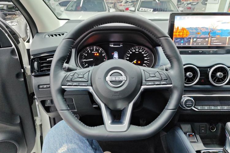 Used Nissan Qashqai 2025 Honor 2.0L CVT XV+ Leading Edition