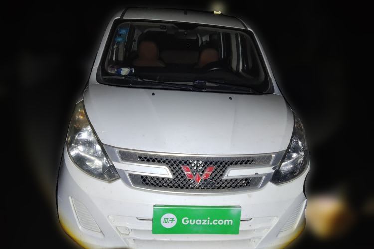 Used Wuling Rongguang V 2016 1.5L Practical Version Front
