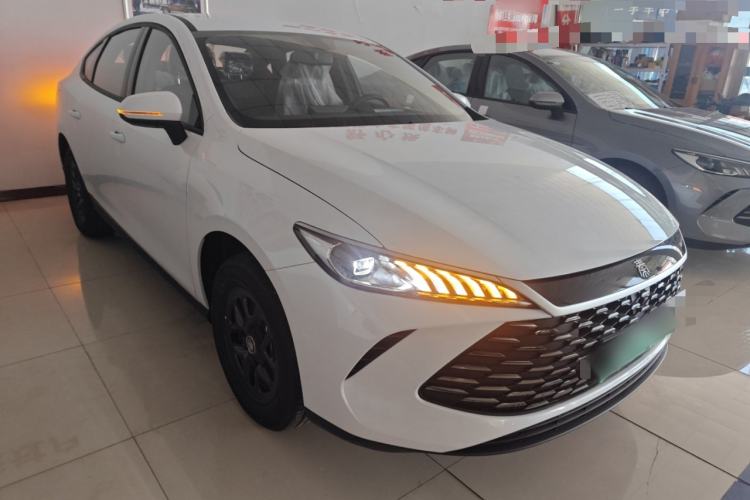 Used BYD Qin PLUS  Front Right 45 Deg