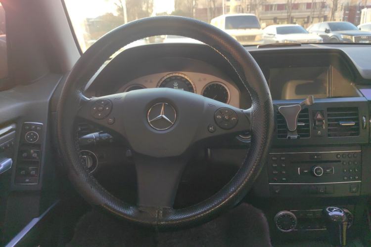 Used Mercedes-Benz GLK-Class 2011 GLK 300 4MATIC Fashion Model