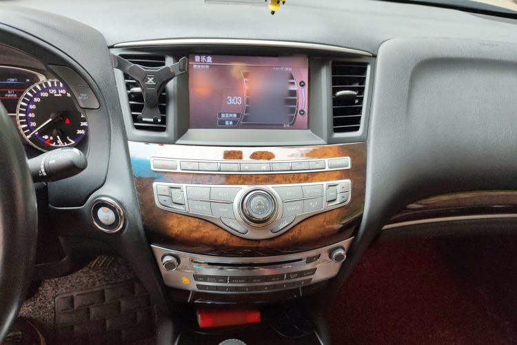 Used Infiniti QX60 2014 2.5 S/C Hybrid Two-Wheel Drive Excellence Edition