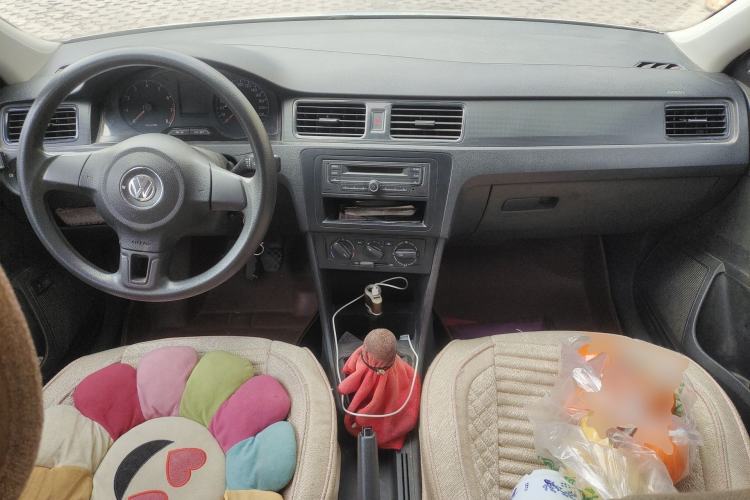 Used Volkswagen Santana 2013 1.6L Manual Fashion Edition
