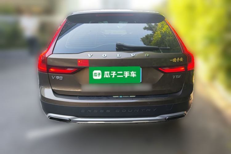 Used Volvo V90 2017 Cross Country T5 AWD Smart Range Edition