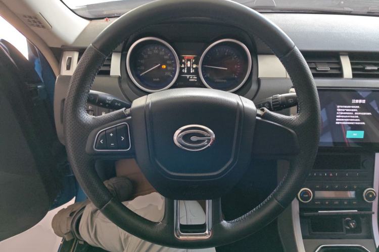 Used GAC Gonow GX6 2015 2.4L Two-Wheel-Drive Flagship Edition
