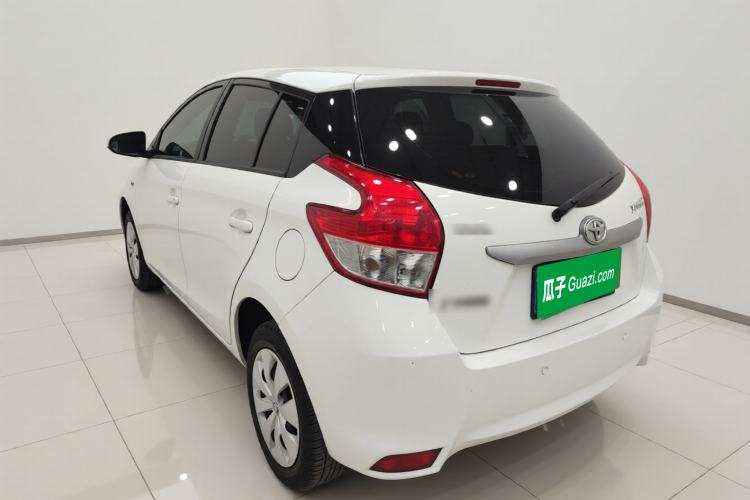 Used Toyota YARiS L Zhi Xuan 2015 1.5E Automatic Charm Edition