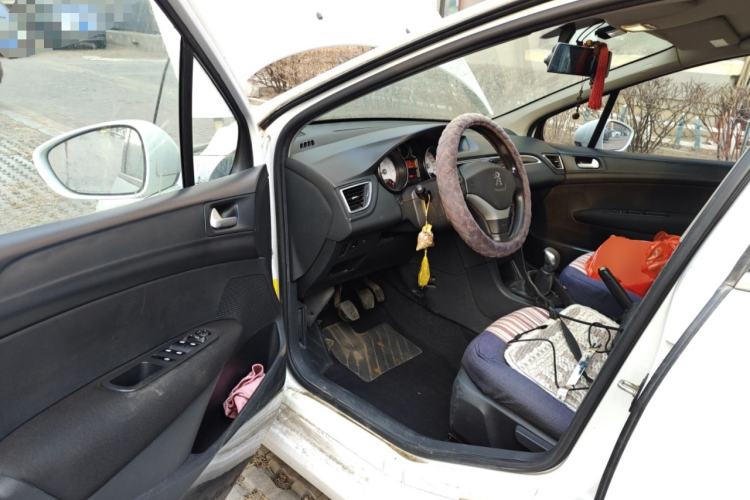 Used Peugeot 308 2013 1.6L Manual YouShang Model Driver Seat