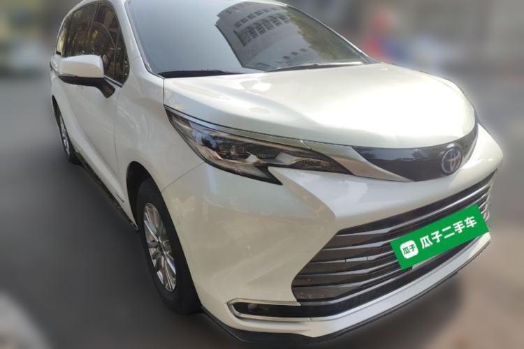 Used Toyota SIENNA 2021 2.5L Hybrid Premium Edition