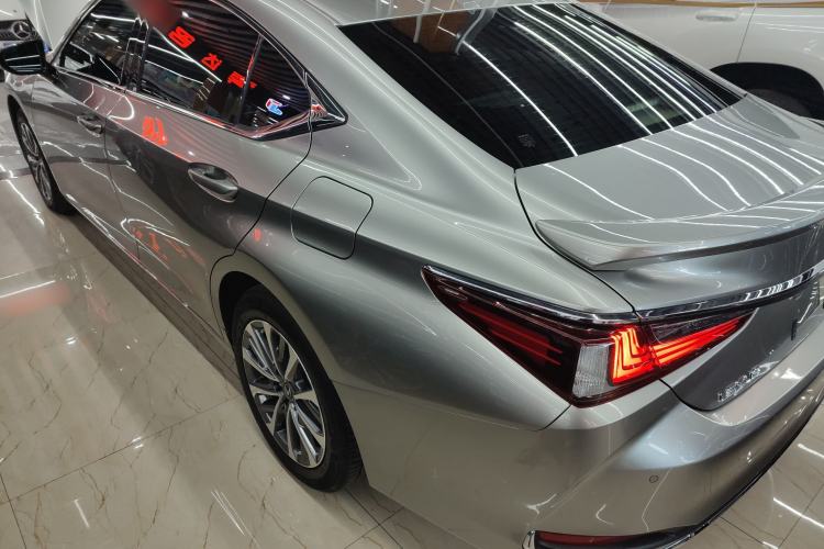 Used Lexus ES 2023 200 Excellence Edition