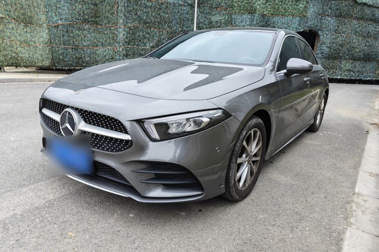 Used Mercedes-Benz A-Class 2020 Restyled A 200 L Sport Sedan Fashion Version Exterior 2