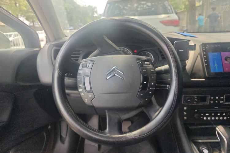 Used Citroen C5 2011 Dongfang Zhilü 2.3L Automatic Zunyu Model
