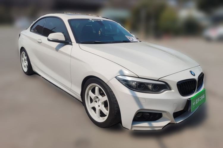 Used BMW 2 Series 2014 220i Sport Design Package
