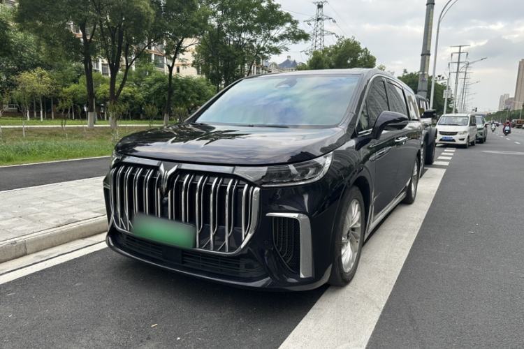 Used VOYAH Dream 2024 PHEV Extended-Range Premium Edition