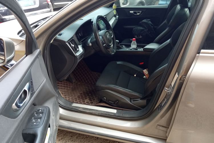 Used Volvo S60 2020 T3 SmartDrive Luxury Edition