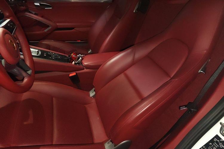 Used Porsche 718 2022 Boxster 2.0T Left Rear Seat