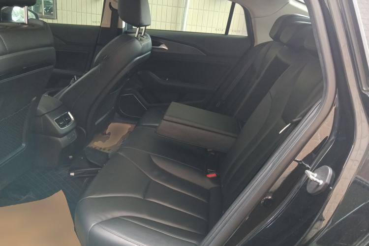 Used Hongqi H5 2022 Classic Model 1.5T DCT Flagship Edition Left Rear Seat