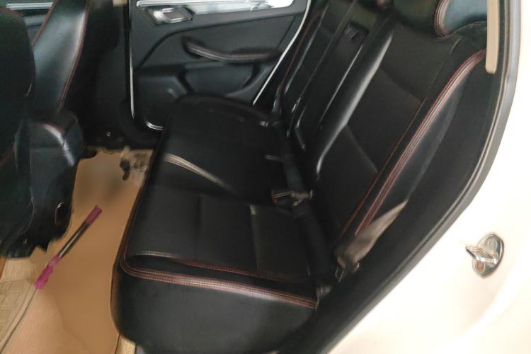 Used Zotye Domy X5 2015 1.5T Manual Luxury Model China V Standard