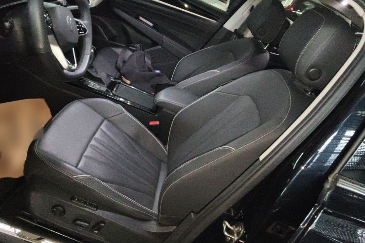 Used Volkswagen Passat 2024 380TSI Luxury Edition Left Front Seat