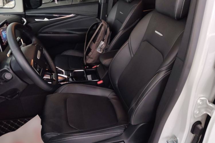 Used SAIC MAXUS G50 2022 1.5T Automatic Comfort Touring B Left Front Seat