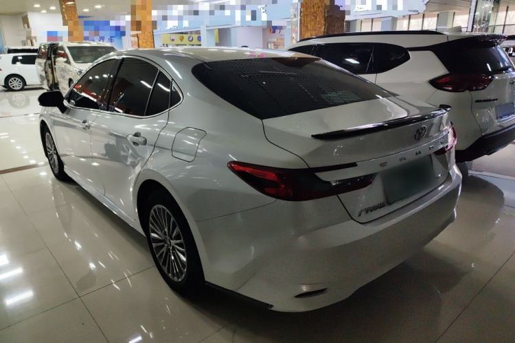 Used Toyota Camry 2024 Dual-Motor 2.0 HE Elite Edition
