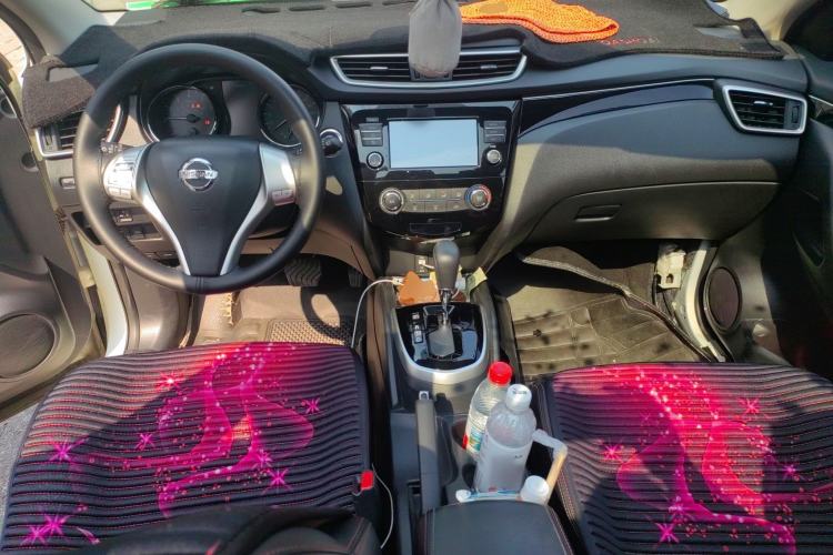 Used Nissan Qashqai 2017 2.0L CVT Luxury Edition China V Standard Center Console