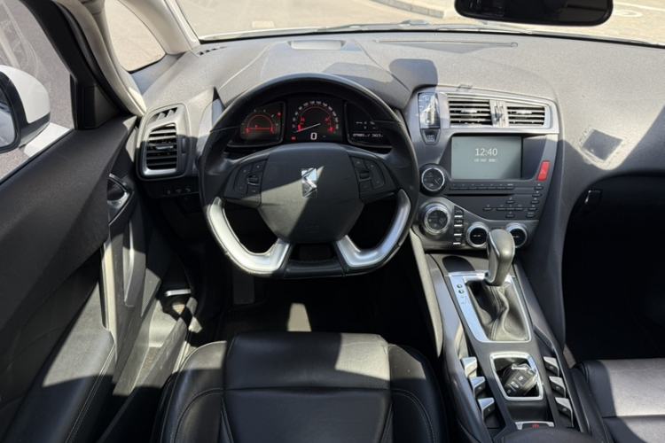 Used DS 5 2013 1.6T Luxury Edition THP160 Steering Wheel