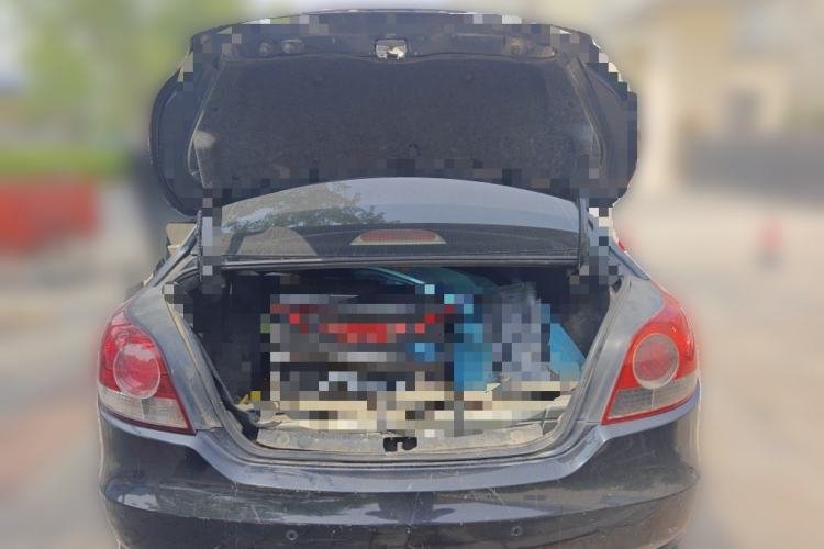 Used Volkswagen Lavida 2011 1.6L Manual - Premium Edition Trunk