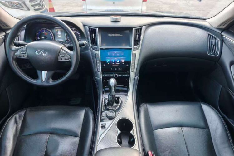 Used Infiniti Q50 2014 2.0T Luxury Edition