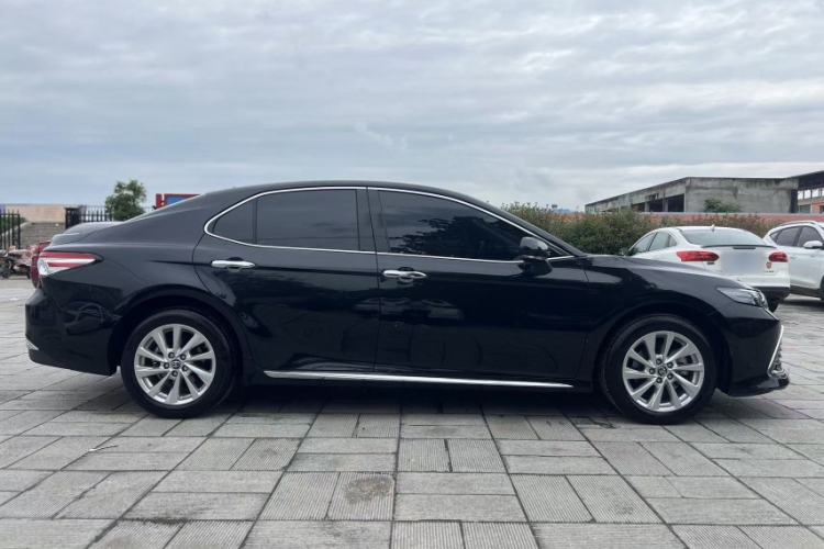 Used Toyota Camry 2023 2.0G Luxury Edition