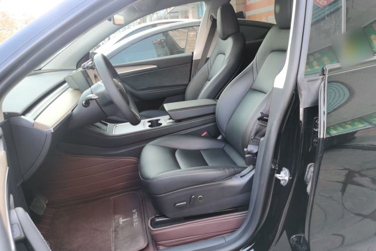 Used Tesla Model Y 2022 Rear-Wheel-Drive Version
