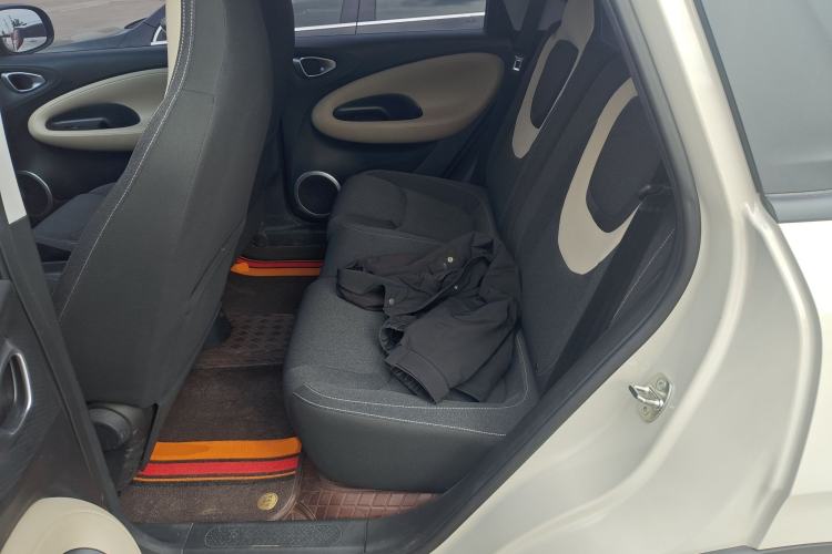 Used Wuling Bingo 2024 203km Light Edition Left Rear Seat