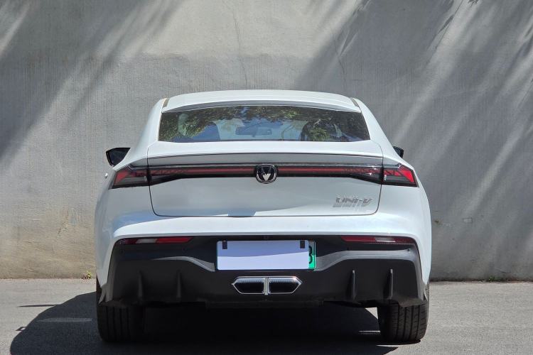 Used CHANGAN UNI-V iDD 2024 Blue Whale Smart Electric iDD 136km ZhiKu Model
