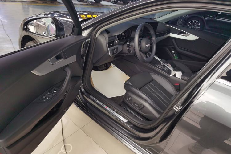 Used Audi A4L 2020 40 TFSI Fashion Dynamic Model Interior 3
