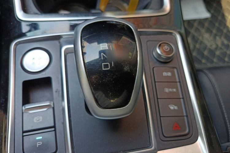 Used BYD Qin Pro New Energy 2019 DM Super Edition 1.5TI Automatic Smart Connect Prestige Model China VI Standard Gear Lever