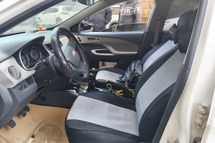 Used Chevrolet Sail 2015 Sail 3 1.5L Manual with Ideal Sunroof Edition