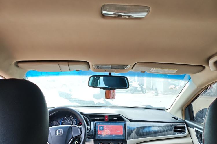 Used Honda Crider 2013 1.8L automatic comfort version
