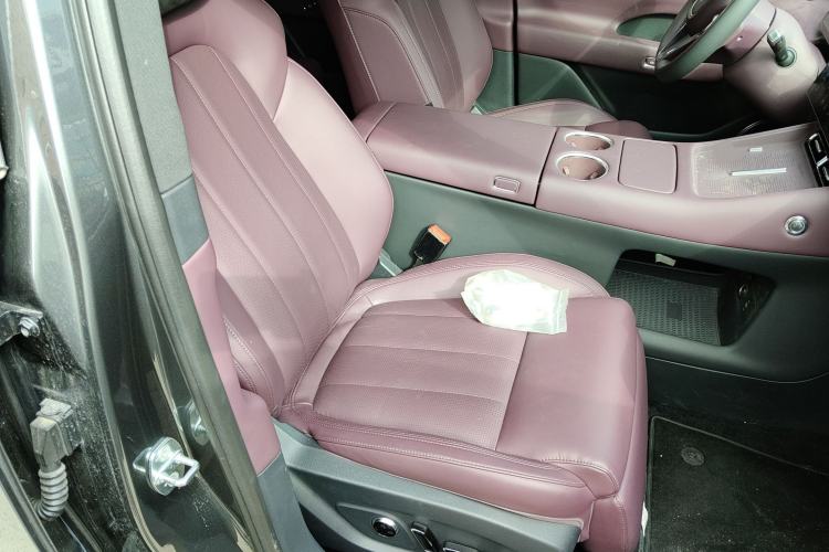 Used VOYAH FREE 2025 Model FREE+ Rear-Drive Qiankun Edition Right Front Seat