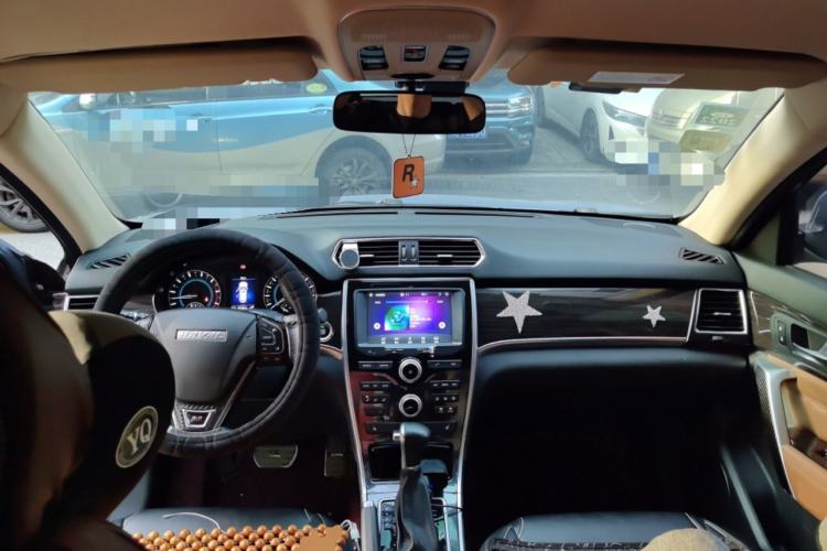 Used Haval H2 2016 Red Label 1.5T Automatic Two-Wheel Drive Elite Model
