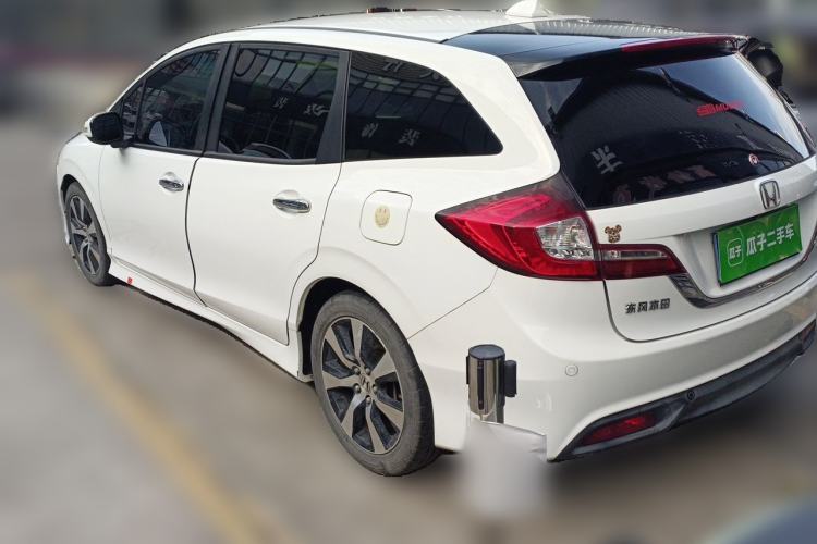 Used Honda Jade 2013 1.8L CVT Luxury Edition 5 seats
